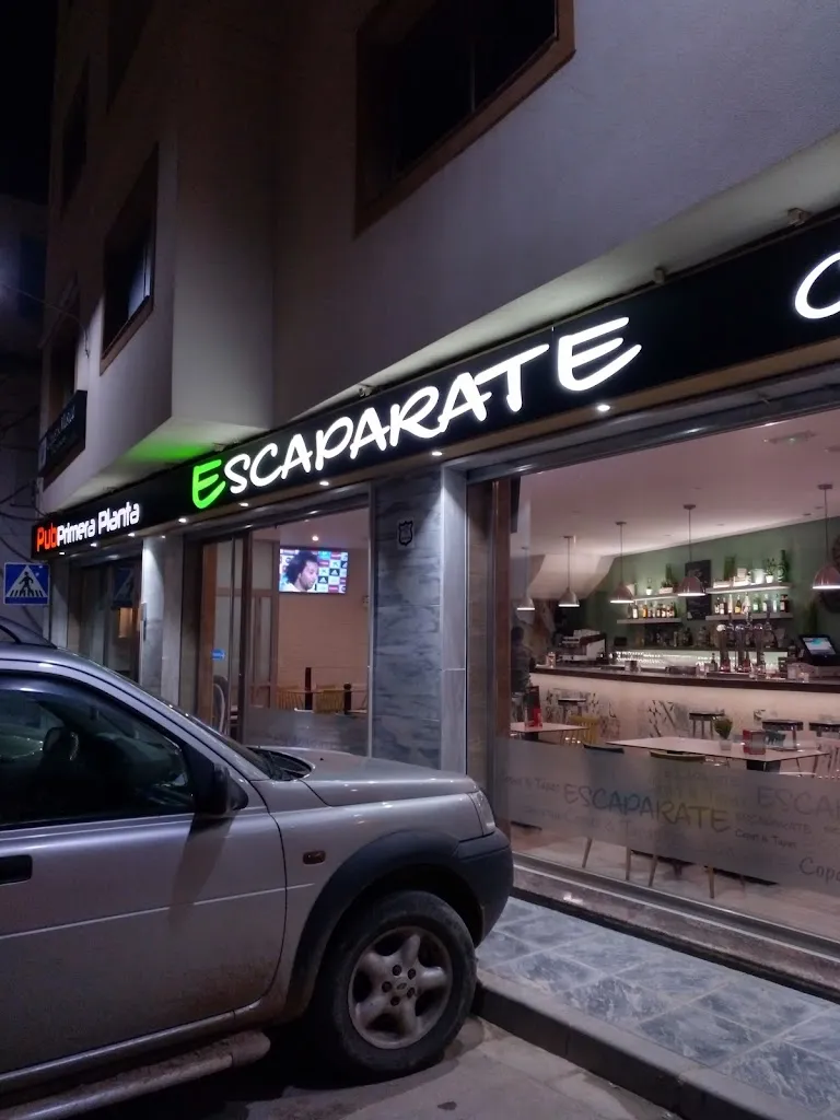 Cafe Bar Escaparate (Copas & Tapas )_Montejicar_slider_image_1
