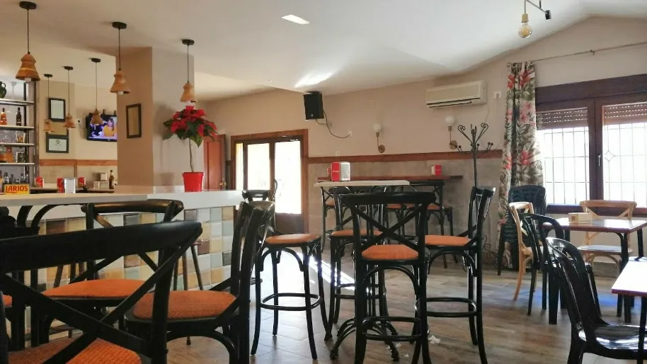 Bar El Pelon restaurant in Montillana