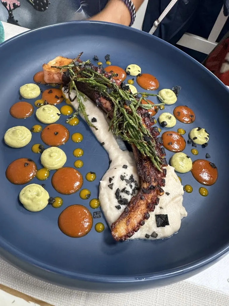 Sezar Hasan_Restaurante Mar Azul_Molvízar_recensione