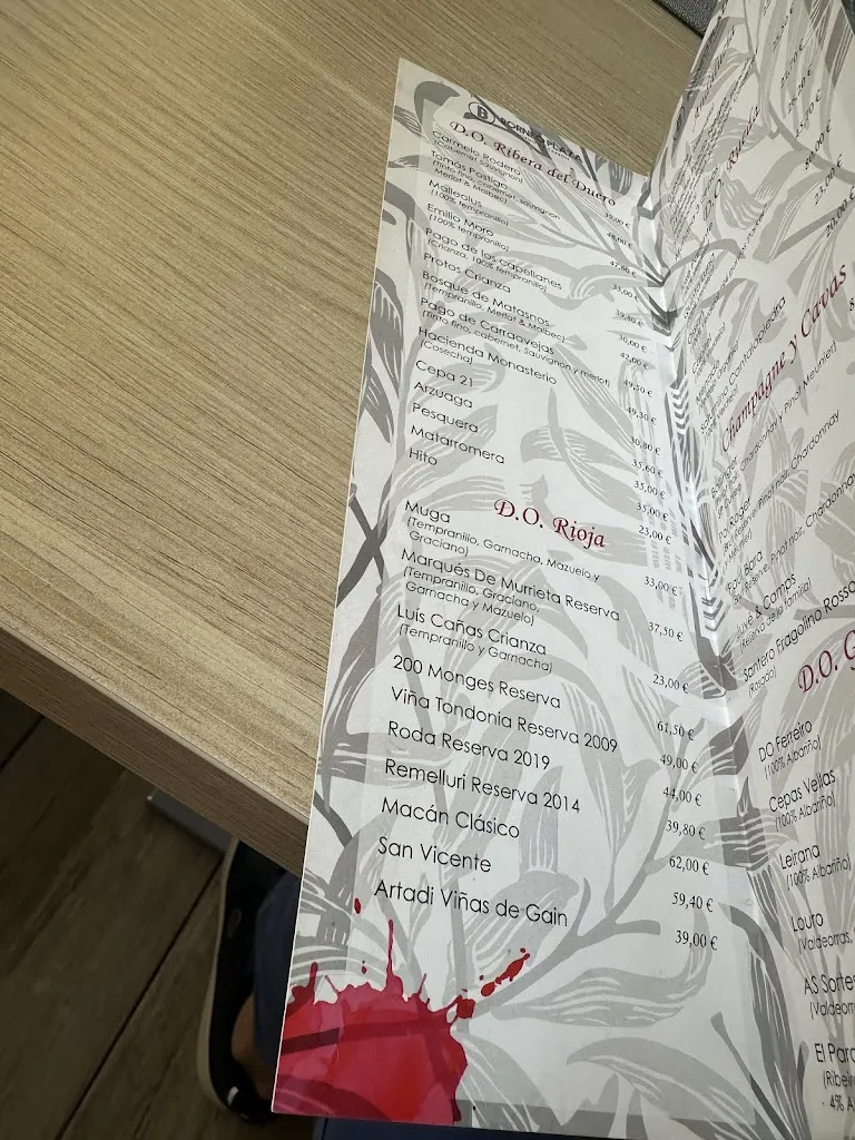 Menu_Restaurante Borneo Plaza. “Cocina de producto”._Maracena_image_1