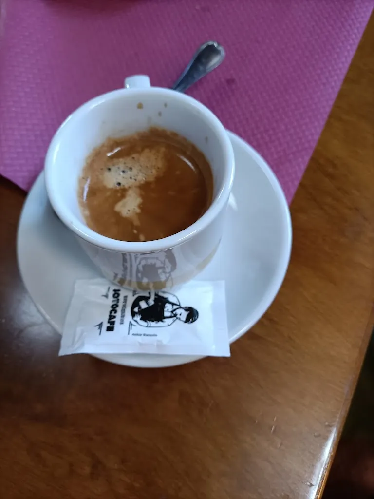 Víctor Manuel González Urrea_Restaurante La Cueva_Maracena_review