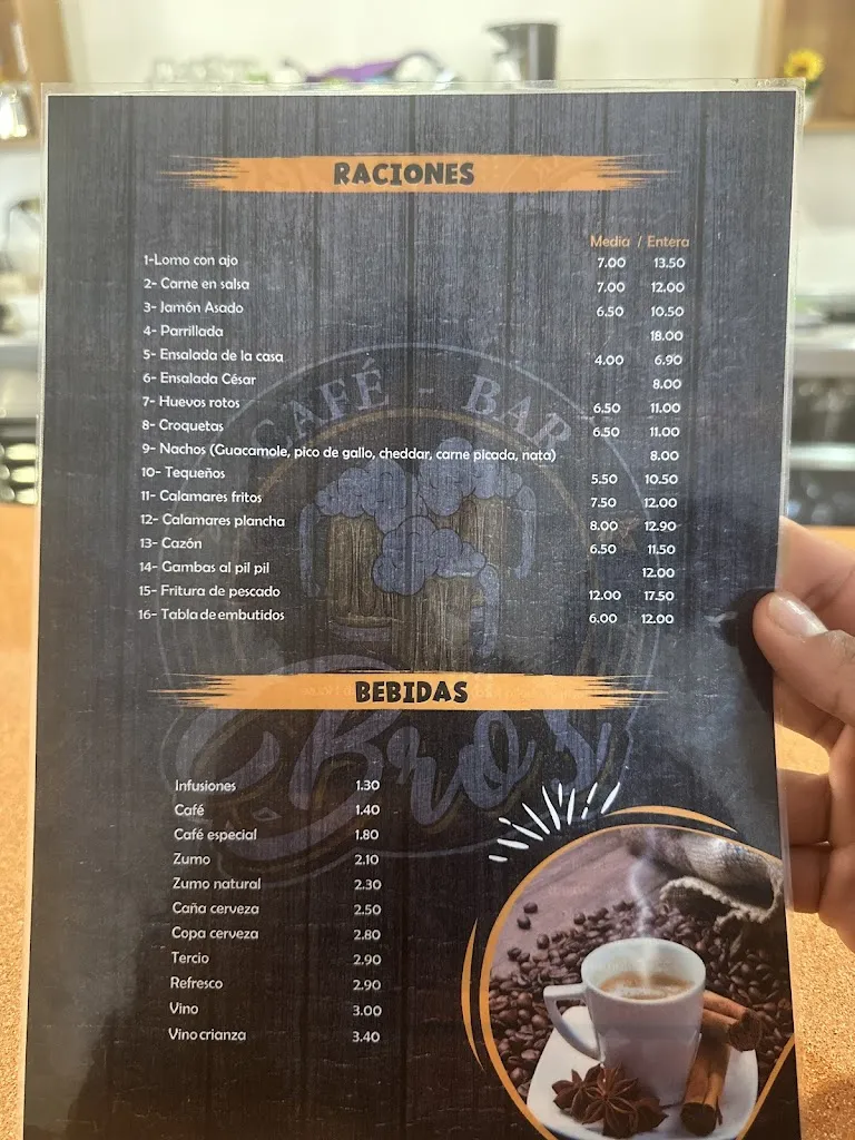 Café-Bar Bro's_Maracena_slider_image_3