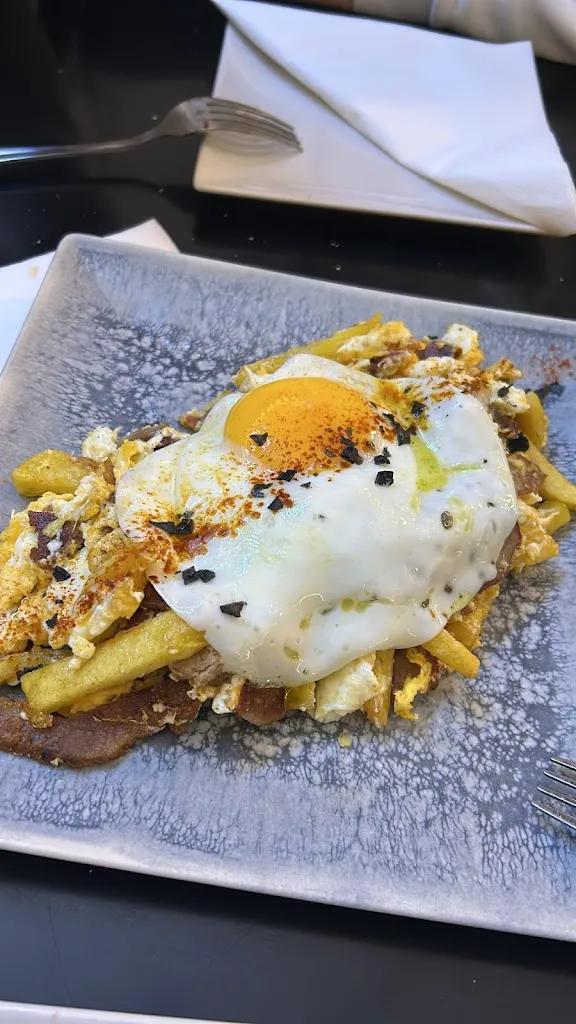 Ruth melanea Barrientos Alonso_Noyer Gastrobar_Maracena_review