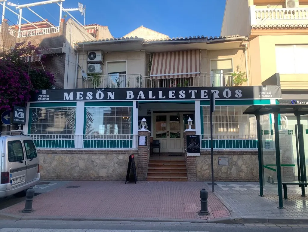 Meson Ballesteros restaurant in Maracena