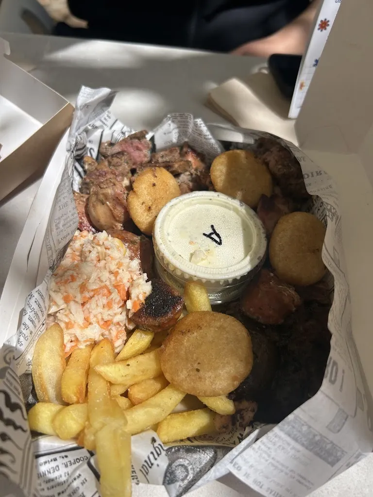 Carmen Rocio Velazquez Castillo_Distrito 26 Street Food_Maracena_Bewertung