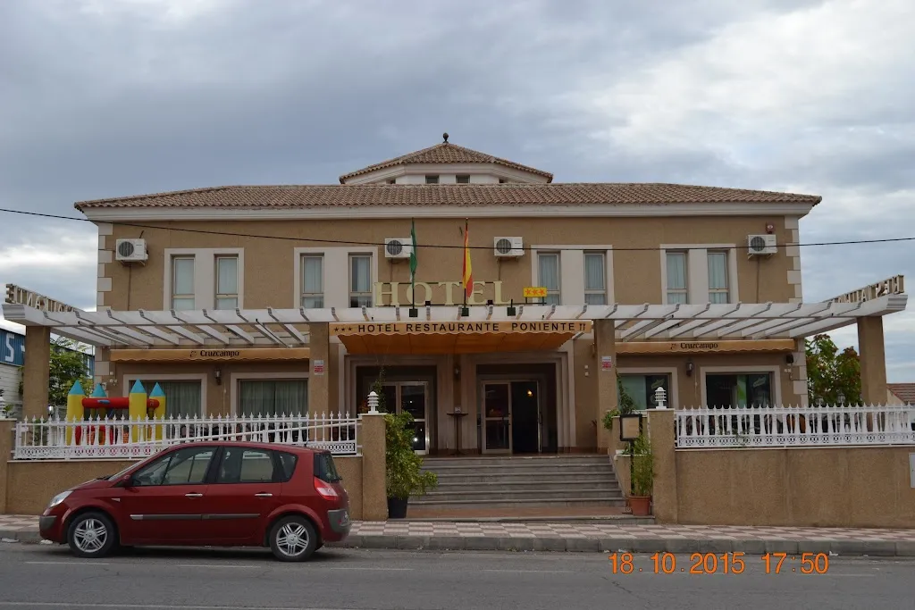 Hotel Restaurante Poniente restaurant in Moraleda de Zafayona