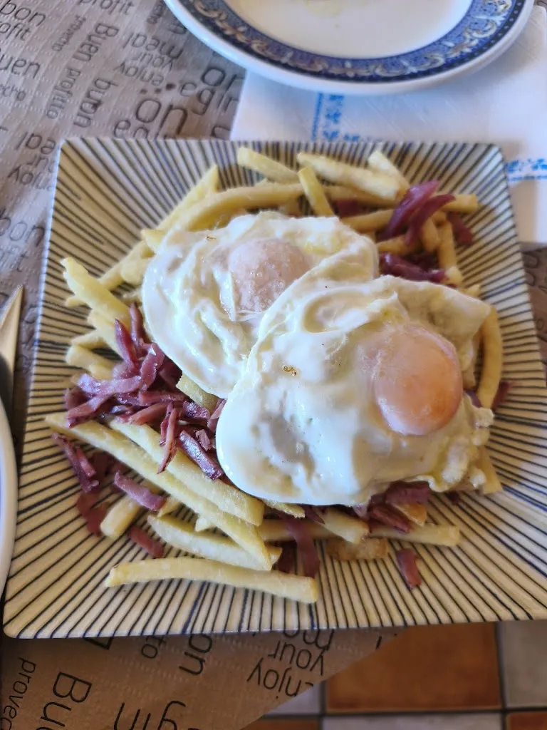 Delphine Bena_Restaurante la Padilla_Nívar_review