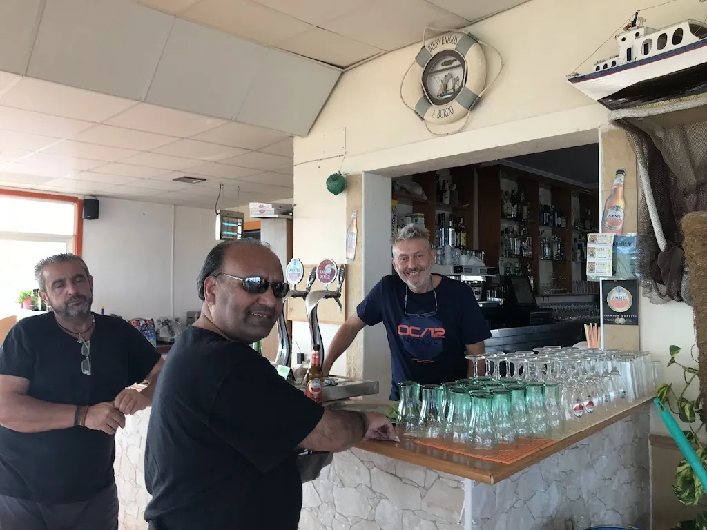 Michelle Foy_Bambú Beach | Motril_Motril_review