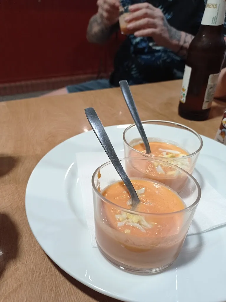 Menu_Black & White_Otura_image_7