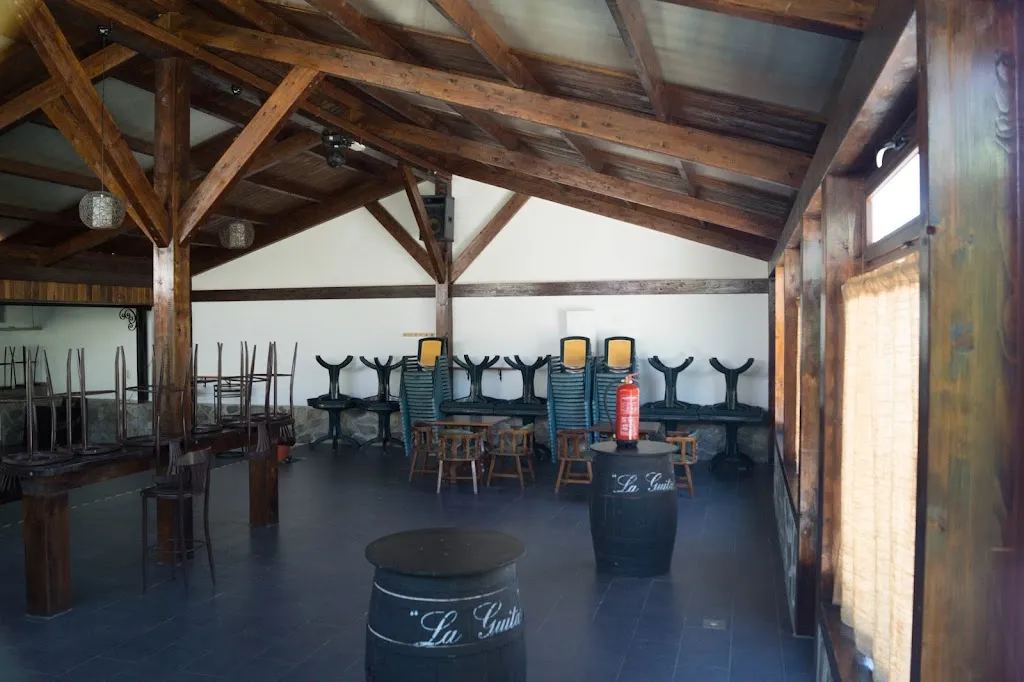 Terraza de Verano Central II restaurant in Peza La