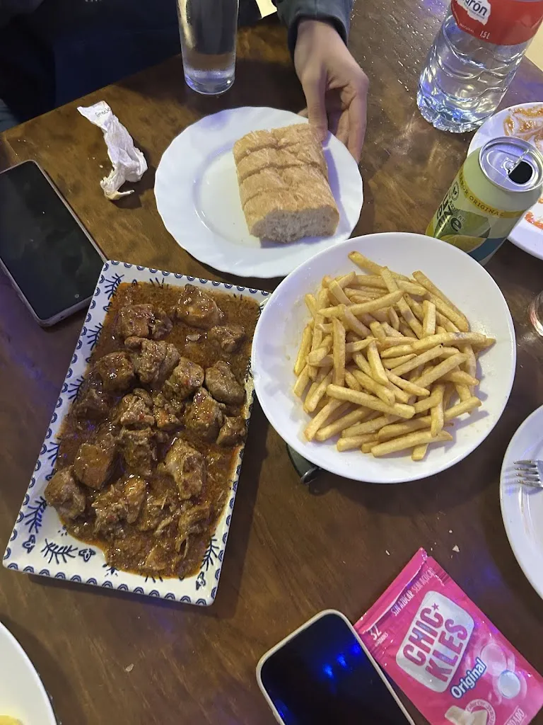 Ruben Maza Herrera_Arena y Sal_Peligros_review