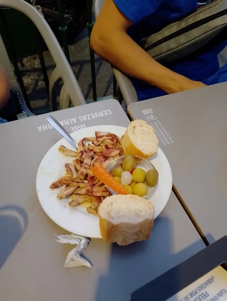 Menu_Bar Luna Peligros_Peligros_image_8