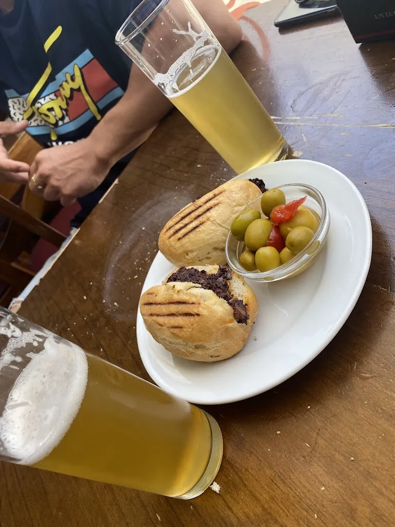 Niña Boo_Bar Luna Peligros_Peligros_review