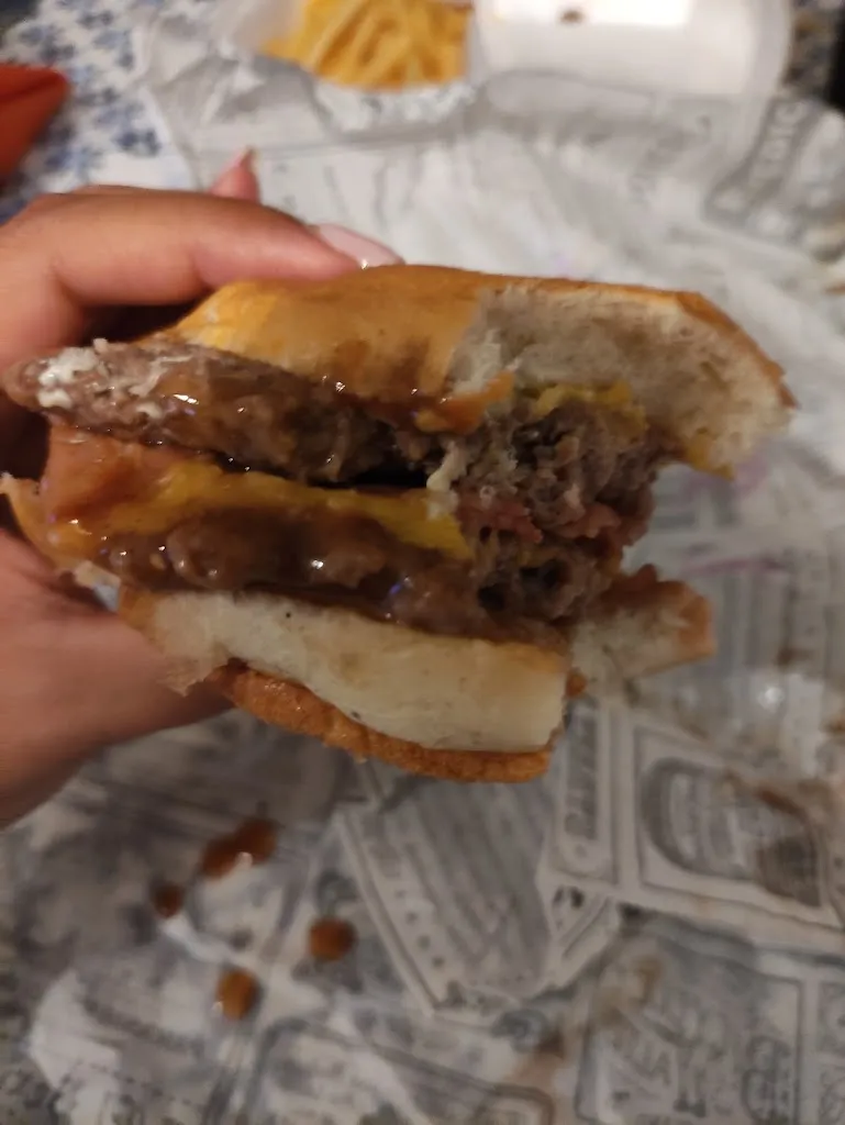 Menu_Sabeone SMASH BURGER_Peligros_image_7