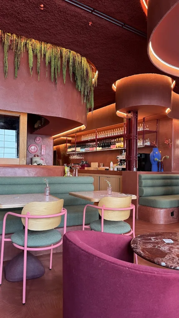 elya bm_Superchulo Canalejas | Restaurante Comida Sana_Peligros_review