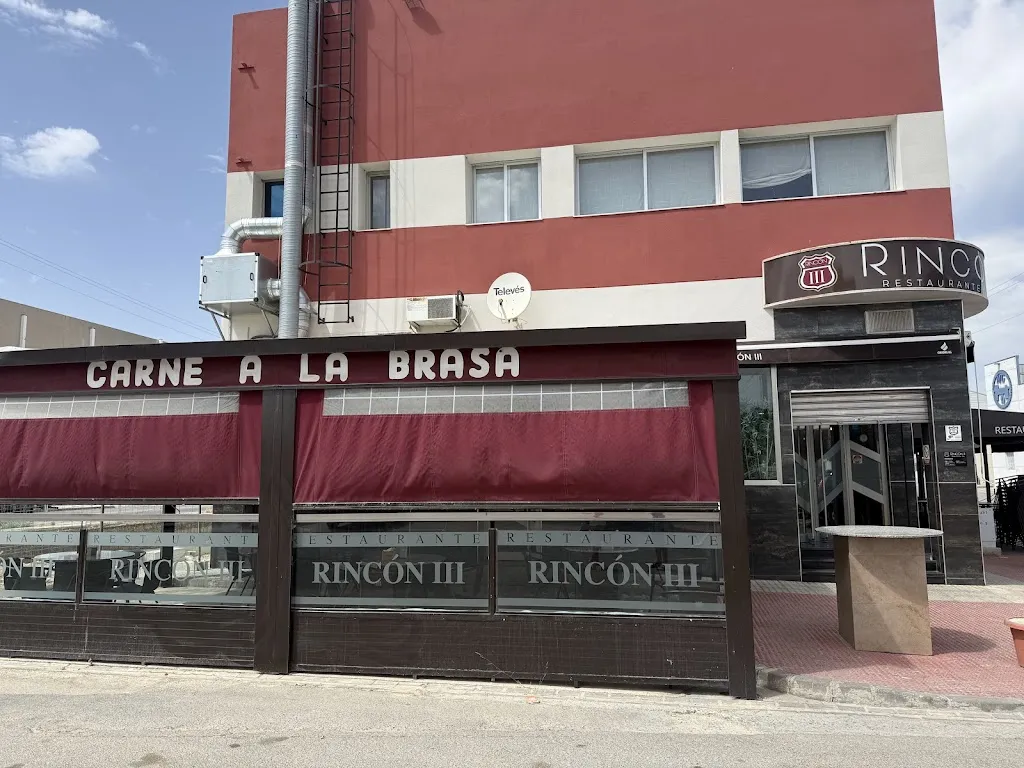 TtW_Bar restaurante Rincon III_Peligros_review