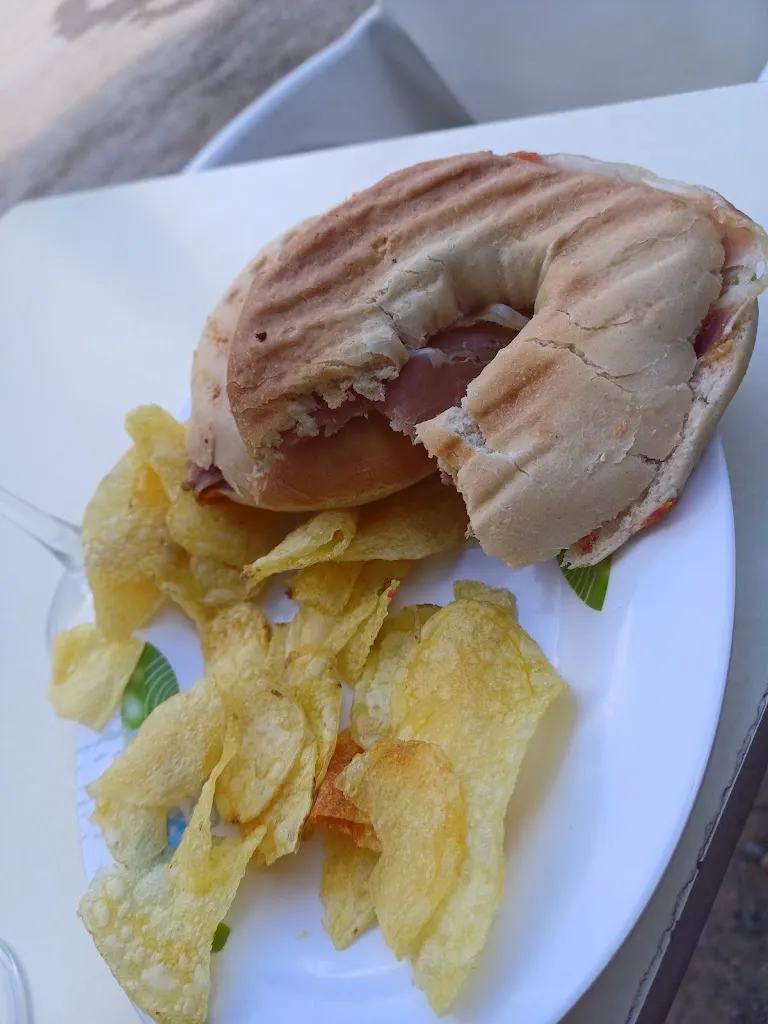 Sam T_Venta El Puente_Órgiva_review