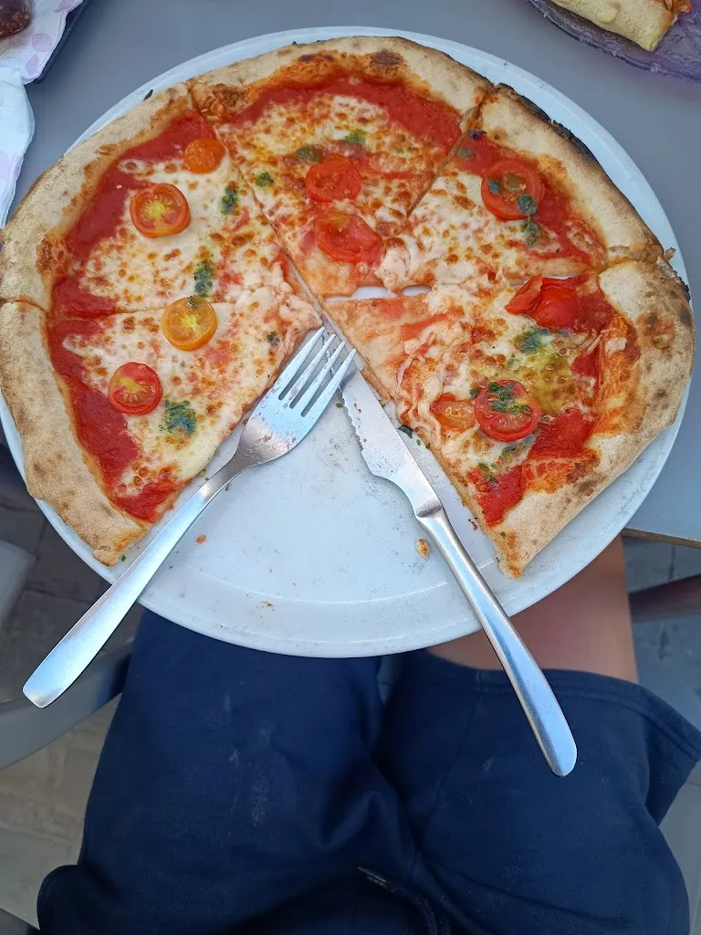 Alistair Combe_Pizza N Love_Órgiva_review