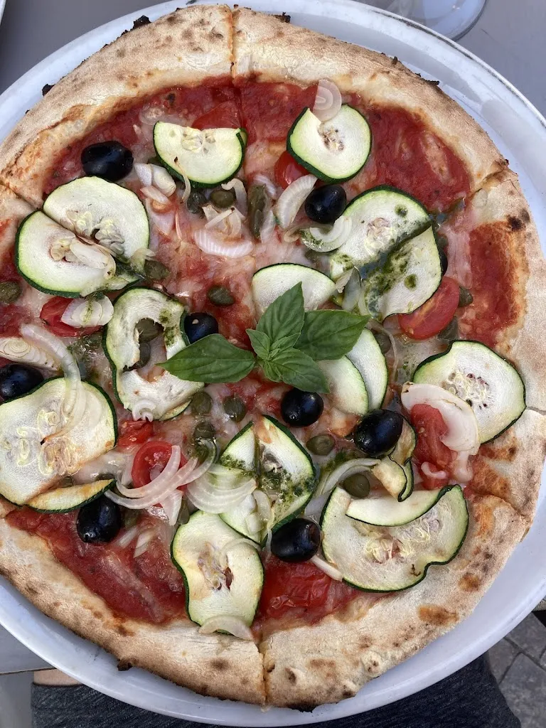 Ruth Lewis Robertson_Pizza N Love_Órgiva_review