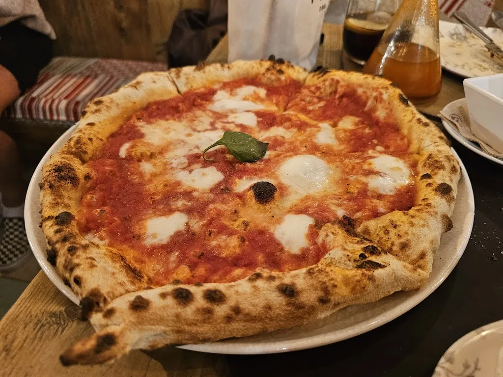 Jonathan Graham_In Bocca Al Lupo Alicante_Alicante/Alacant_review