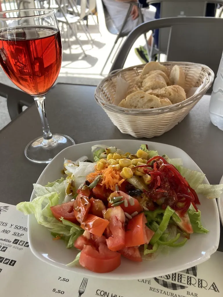 Bar Mirasierra_Órgiva_slider_image_2