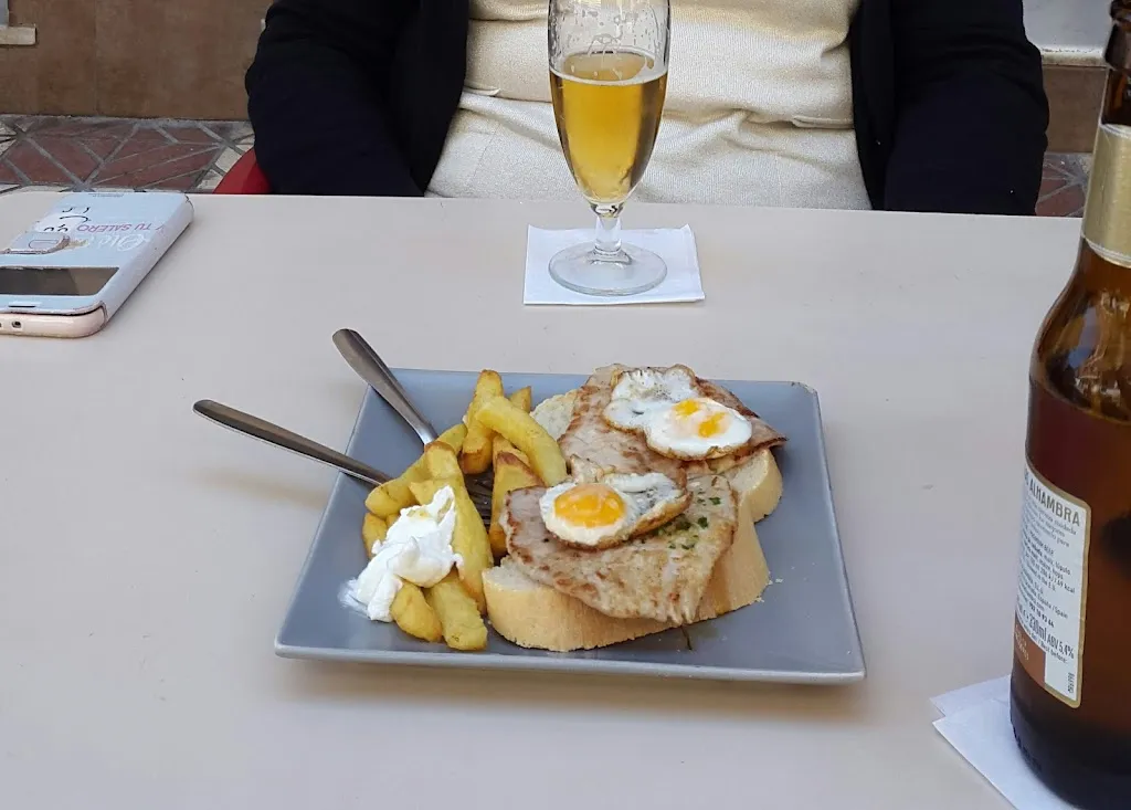 Bar Augustine_Órgiva_slider_image_3