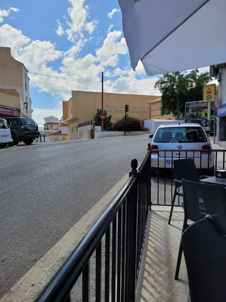 Roberto Pakal_Bar Cañadas_Órgiva_review