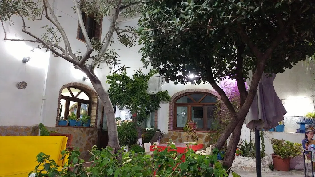 Zef Walker_Restaurante Pizzería Mariquilla_Órgiva_review