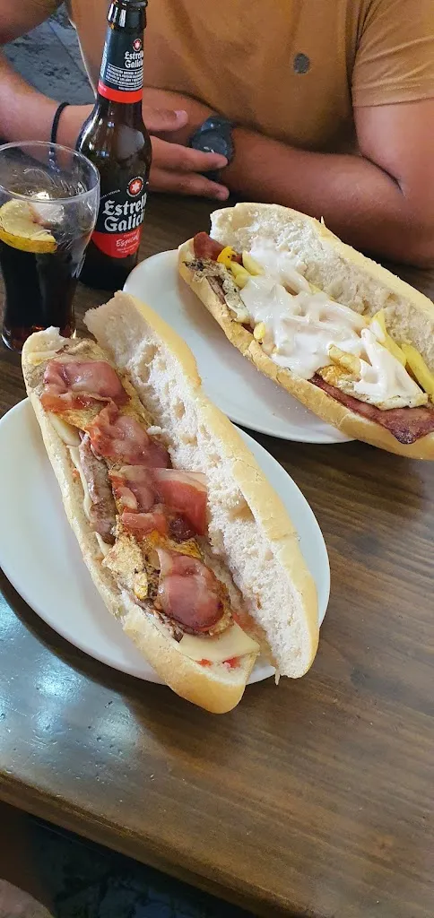 Isdiuw Restaurante_Padul_slider_image_3