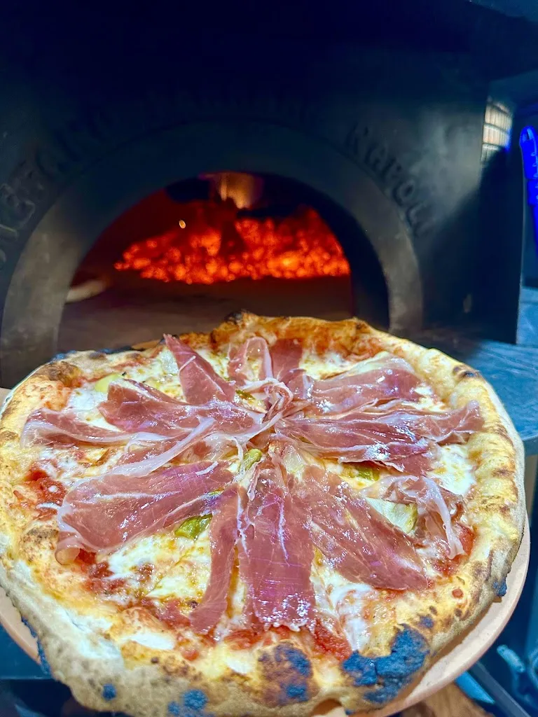 PIZZA SANTA_Padul_slider_image_3