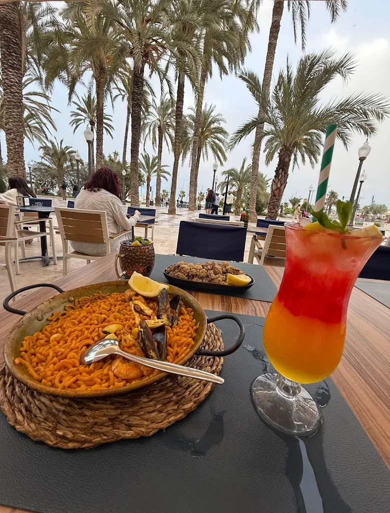 Dhruthi Nooka_Nou Savoy | Restaurante Alicante |_Alicante/Alacant_review