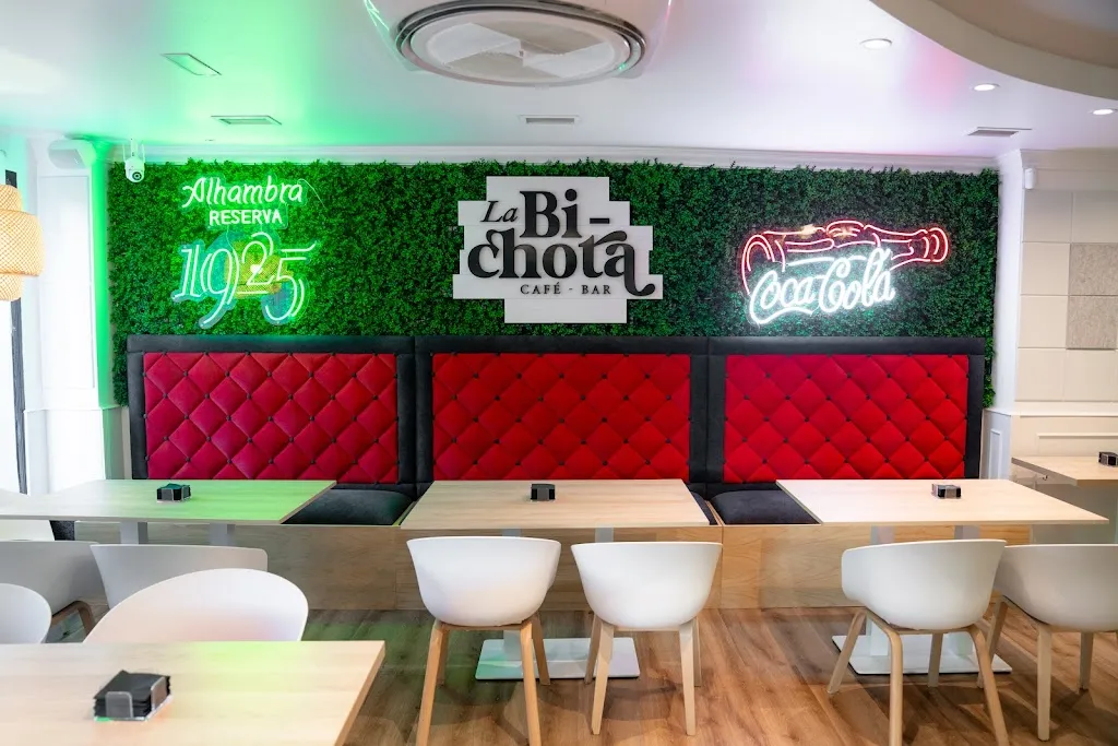 La Bichota Café Bar restaurant in Padul