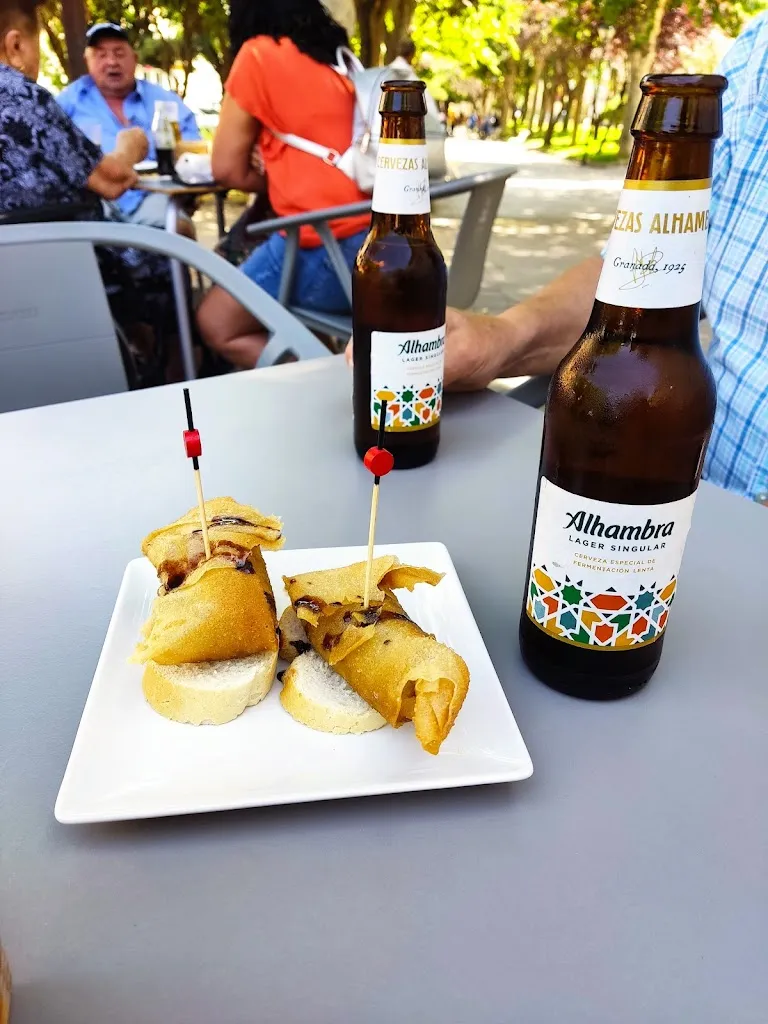 VALERIA CALLADO_Cafe bar La Estacion_Padul_review