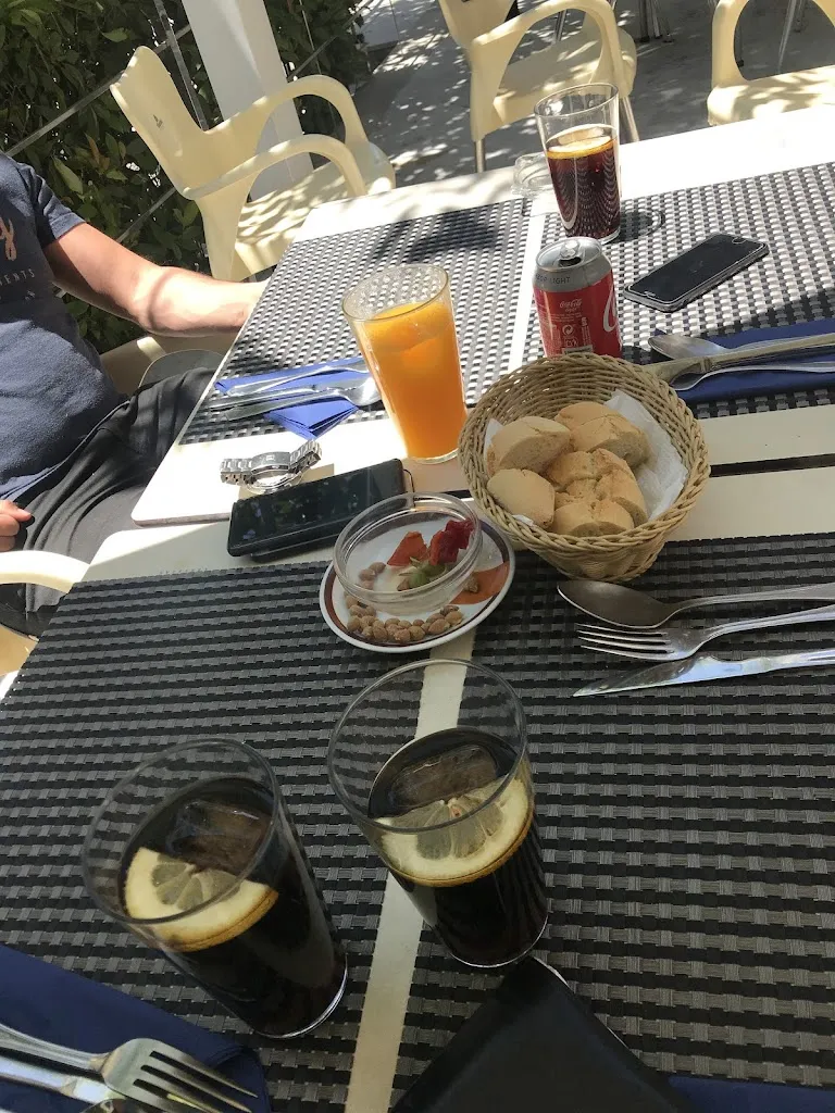 Julian G._Puente de la Duquesa_Pinos Genil_review