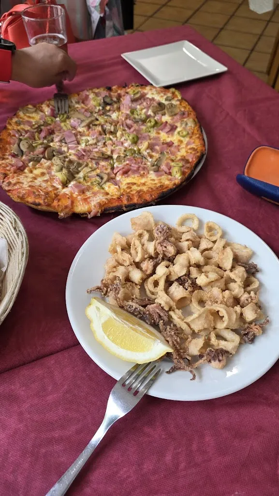 Álvaro López_Bar Belerda_Pinos Genil_recensione