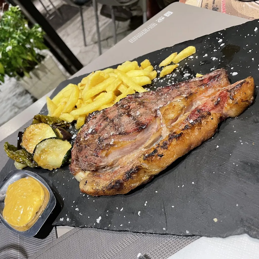 Mesón La Recacha Taberna_Ogíjares_slider_image_2