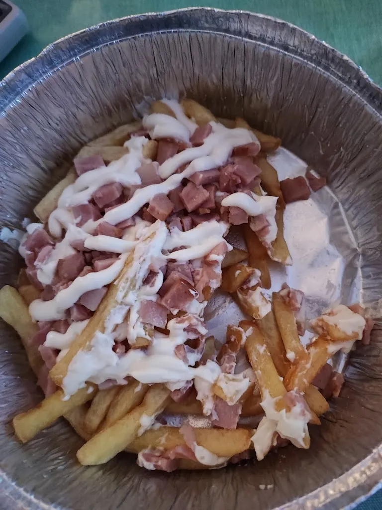 Matias Fabian Ortiz Canizzaro_PAPA-YA PAPERÍA_Ogíjares_review