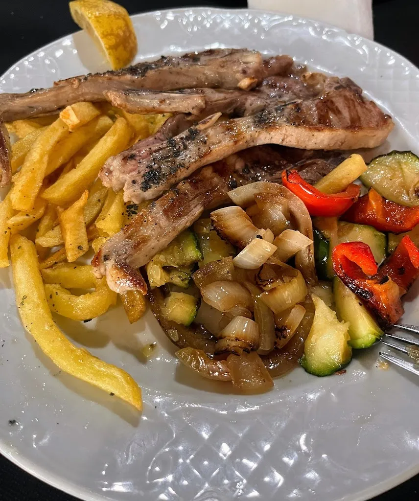 Benfis Restaurante_Benferri_slider_image_2