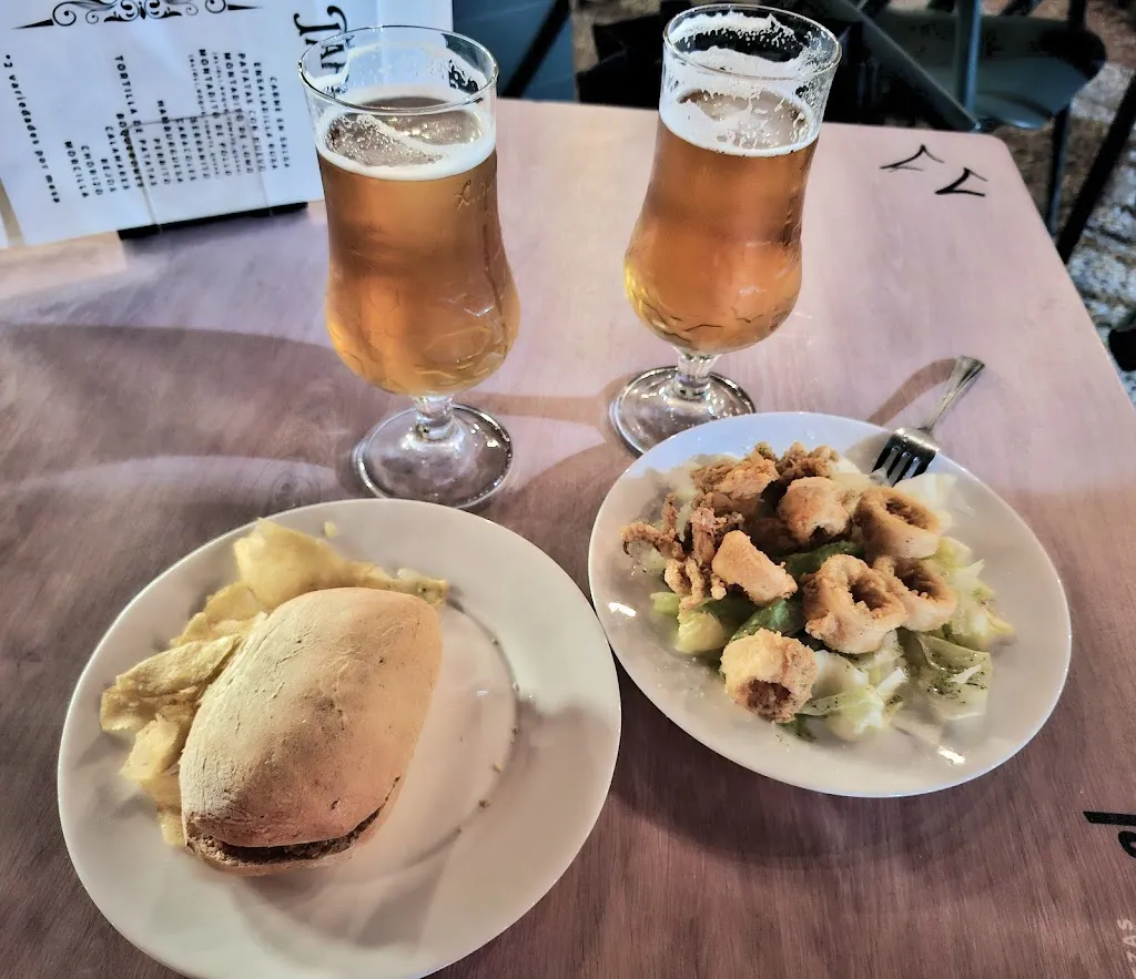 Fran Cantal_Bar Restaurante Alvarez_Ogíjares_review