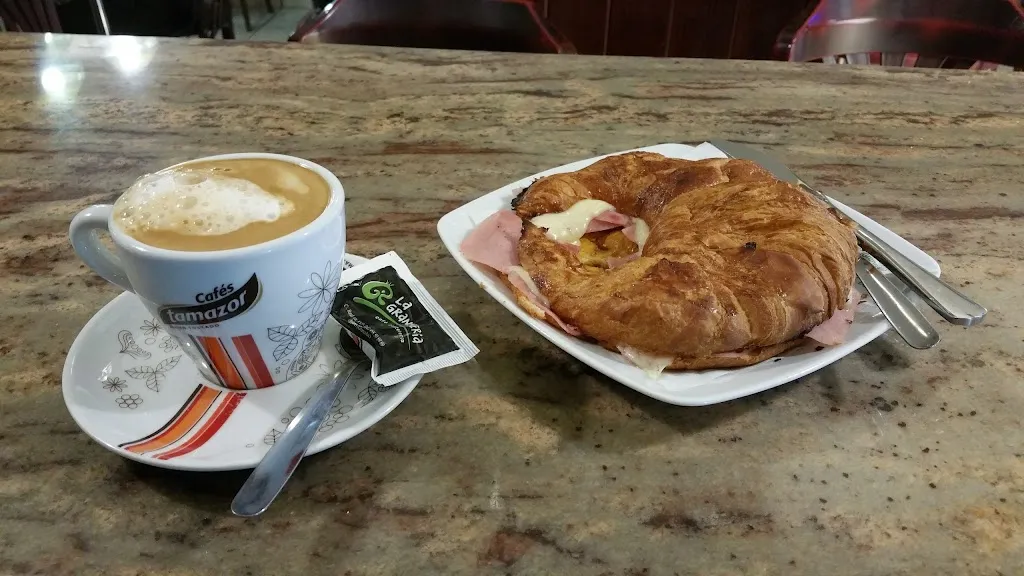 Cafetería LA GRANMERÍA_Ogíjares_slider_image_2