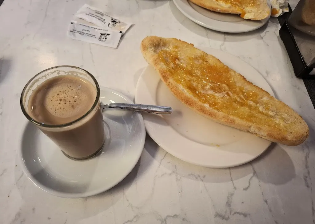 CAFETERIA SILVIA restaurant in Ogíjares