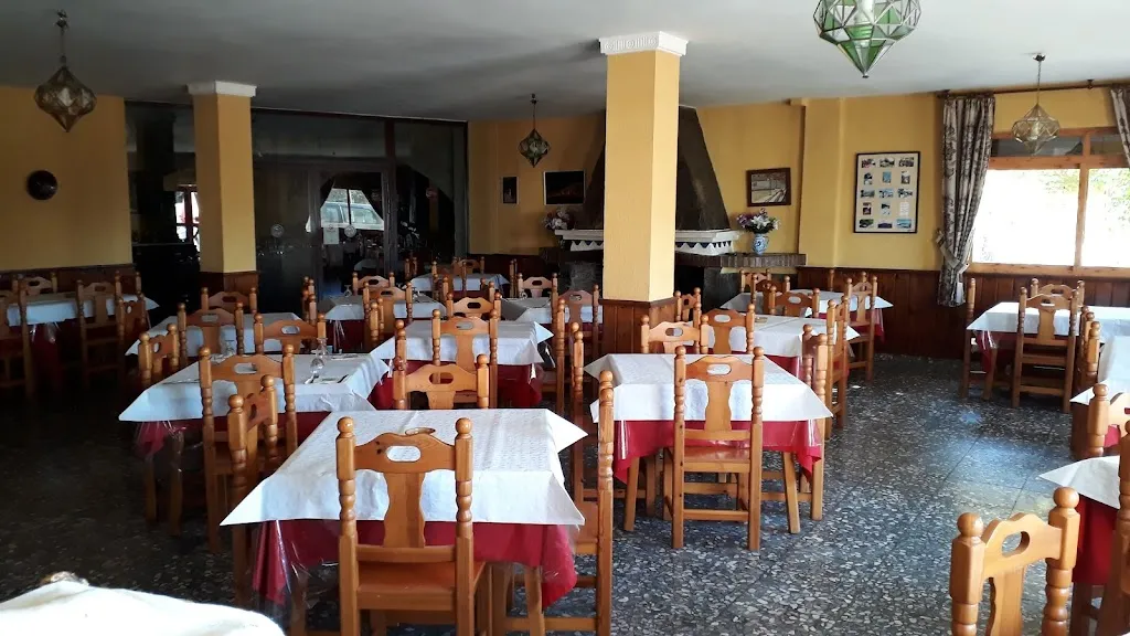 Restaurante & Bodega Haza del Lino restaurant in Polopos