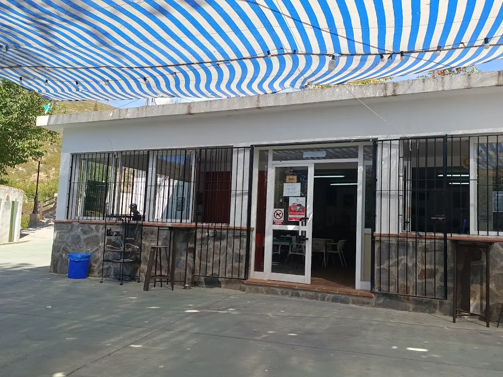 Carlos Juan Cantera Arranz_Bar rubite_Rubite_review