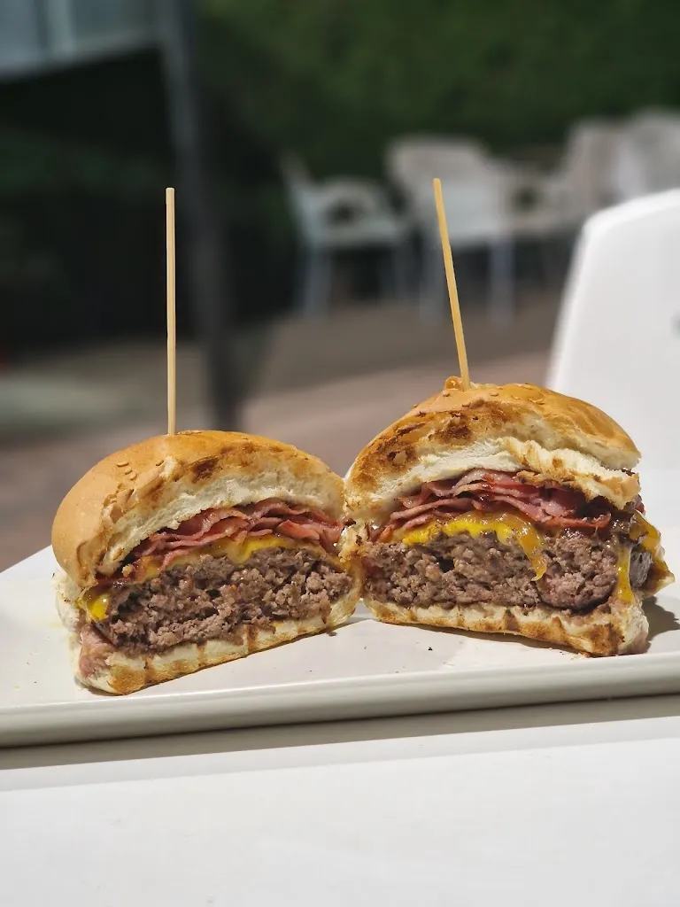 Mesón El Juli_Pinos Puente_slider_image_2