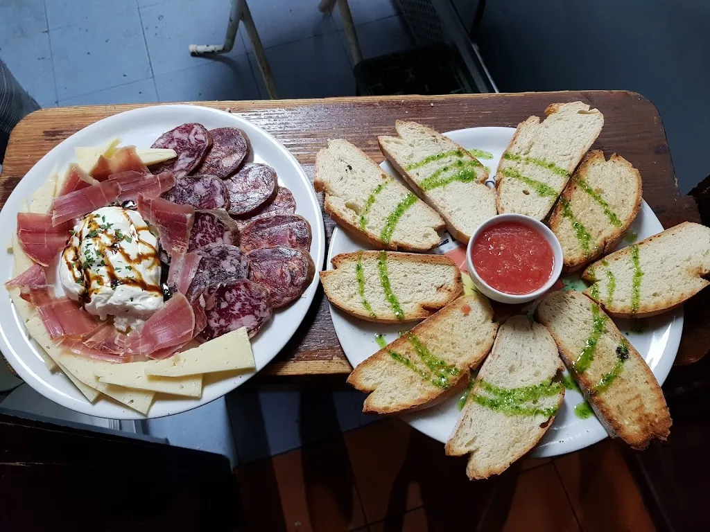 Menu_Victoria Bar Restaurante_Pinos Puente_image_4