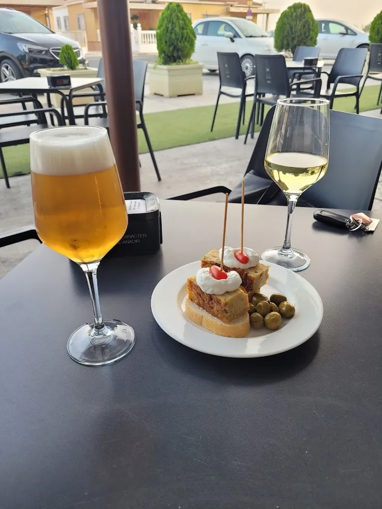 Menu_Hotel Restaurante Montserrat_Pinos Puente_image_1