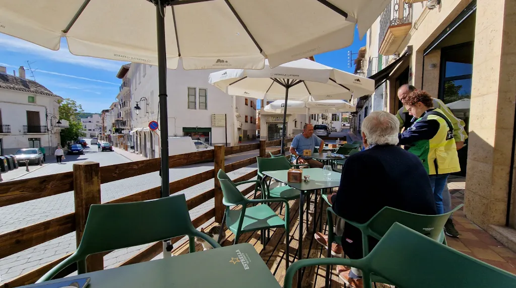 Peter Scargill_Bar La Bolteruela_Puebla de Don Fadrique_review