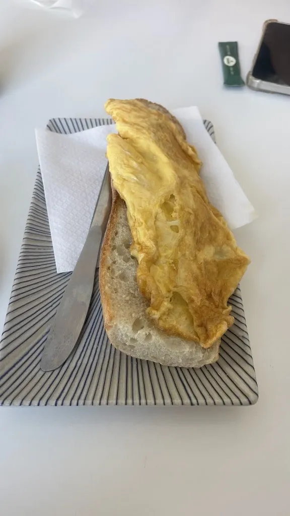 Dacil dominguez_Cafetería El convento Puebla_Puebla de Don Fadrique_review