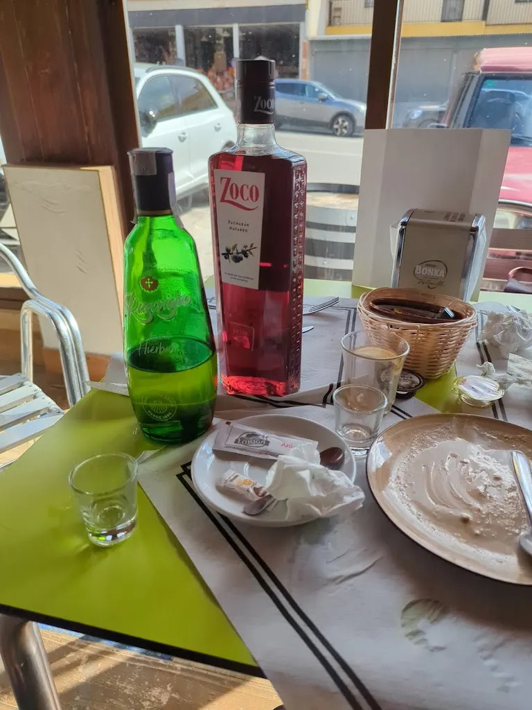 Django Walon_Marismas del Rocio_Purullena_review