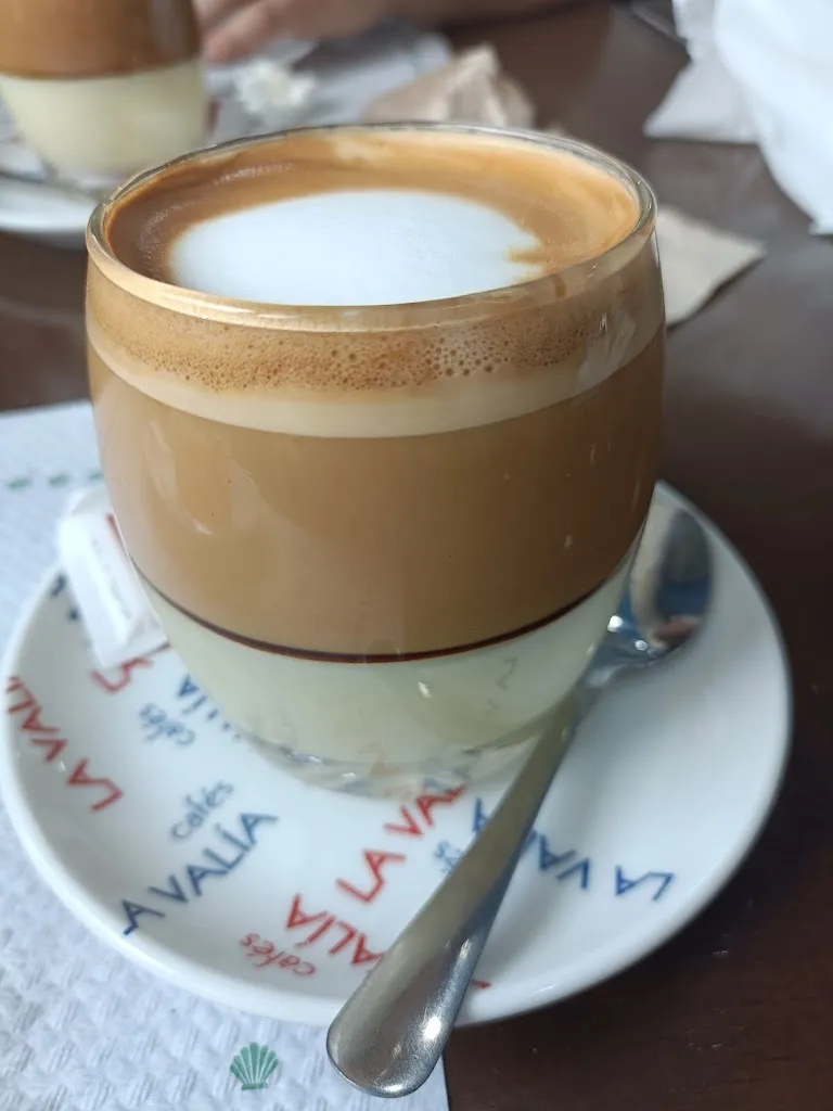 Beatriz Roth_Hispanos Grill_Cambre_review